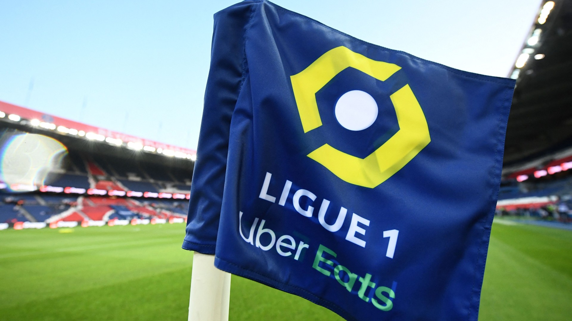 Ligue 1 đã thu hút sự quan tâm từ các câu lạc bộ hàng đầu châu Âu