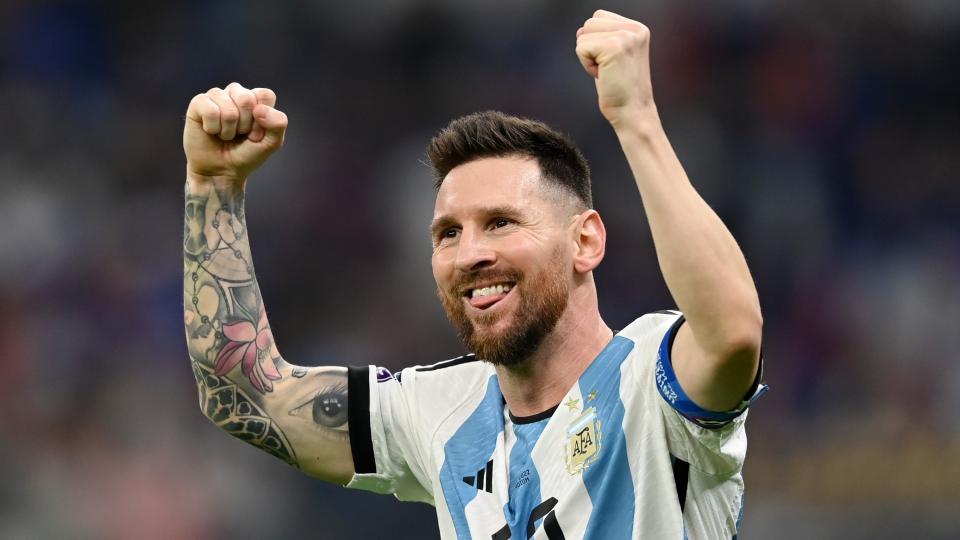 Messi vô cùng đa năng - RM trong bóng đá là gì?
